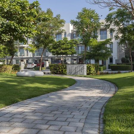 Stay By Latinem Luxury 1Br Holiday Home Cv A207 Near Burj Khalifa Dubai Exterior foto